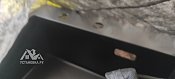 Вырезать отверстие под дозатор