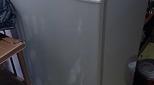 Установить новый отдельно стоящий холодильник
