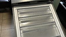 Перевесить двери на холодильнике