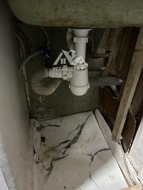 Установить новую отдельно стоящую стиральную машину