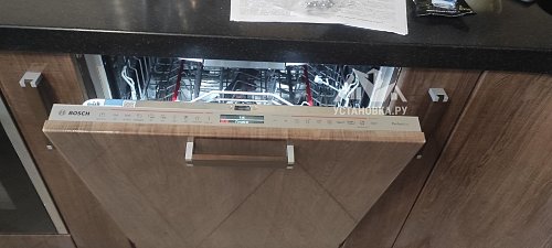 Установить новую встраиваемую посудомоечную машин