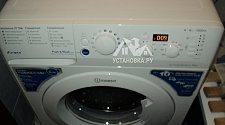 Установить отдельностоящую стиральную машину Indesit BWSD 61051 1
