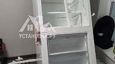 Привесить двери на новом отдельно стоящем холодильнике Indesit ITS 4180 W