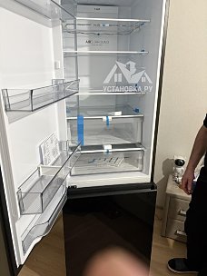 Перенавесить двери холодильника