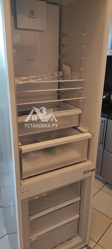 Установить новый встраиваемый холодильник