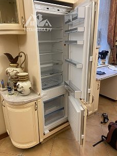 Установить холодильник