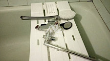 Демонтировать и установить настенный смеситель в ванной