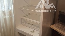 Перенавесить двери холодильника