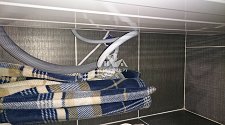 Установить в ванной комнате отдельностоящую стиральную машину LG на готовые коммуникации