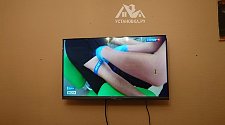 Установить/подвесить и настроить телевизор