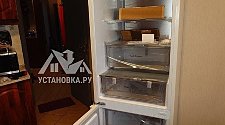 Перенавесить двери холодильника