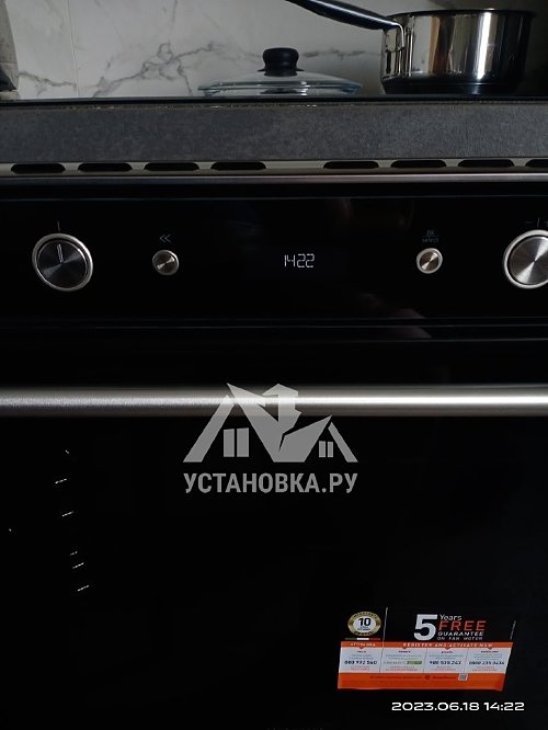 Установить электрический духовой шкаф Hotpoint Ariston