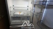 Установить новый отдельностоящий холодильник - мастер Роман Владимирович, выполнено 12.10.2025г. © Установка.ру Установить новый отдельностоящий холодильник