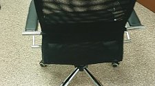 Собрать новое кресло руководителя Бюрократ CH-608SL