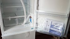 Установить отдельностоящий холодильник с перевесом дверей (без дисплея), газовую плиту и в ванной комнате отдельностоящую стиральную машину