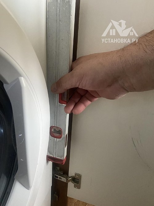 Установить новую отдельно стоящую стиральную машину