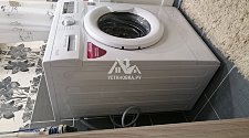 Установить в ванной комнате отдельностоящую стиральную машину LG на готовые коммуникации