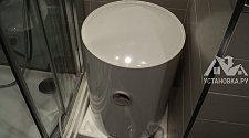 Установить накопительный водонагреватель в ванной