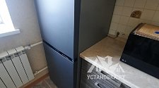 Установить холодильник