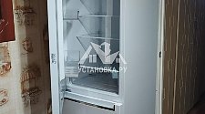 Перевесить двери на отдельностоящем холодильнике LG (с дисплеем)