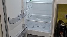 Установить холодильник встроенный 