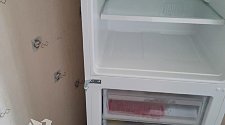 Перевесить двери на новом холодильнике Indesit