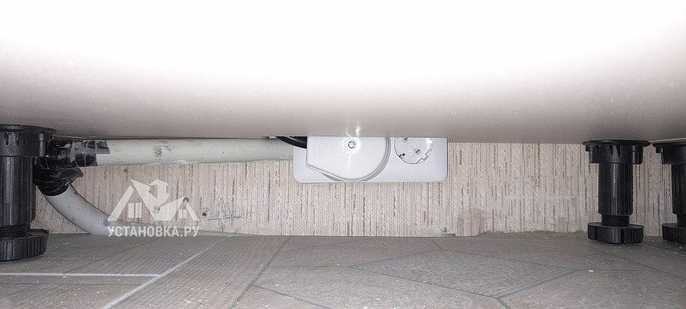 Монтаж усиленного крепежа для потолочной люстры