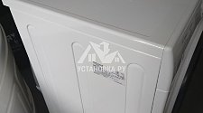 Установить отдельностоящую стиральную машину Hotpoint-Ariston в ванной комнате на готовые коммуникации