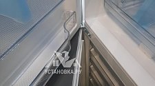 Перенавесить двери холодильника