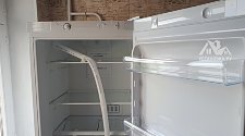 Перевесить двери на холодильнике Indesit DF 4160 W