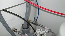 Работа по установке фильтра Аквафор 