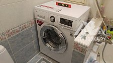 Выполнить монтаж стиральной машины на готовые коммуникации