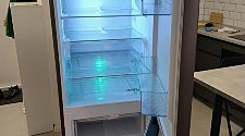 Перенавесить двери холодильника