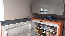 Перенавесить двери холодильника