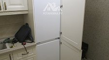 Установить встроенный холодильник в нишу