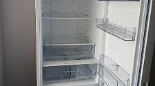 Перенавесить двери холодильника