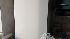 Установить новый отдельно стоящий холодильник