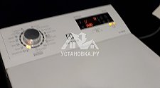 Установить отдельностоящую стиральную машину Electrolux EWT1066ESW в ванной комнате