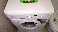 Установить отдельностоящую стиральную машину Indesit IWB 5083