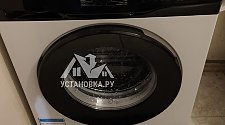 Установить отдельностоящую стиральную машину.