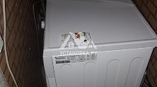 Установить в кладовке отдельностоящую стиральную машину LG на готовые коммуникации