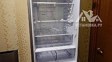 Перенавесить двери холодильника