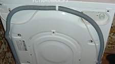 Установить отдельно стоящую стиральную машину Indesit IWSB 5085 в ванной