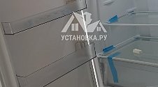 Перенавесить двери холодильника