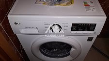 Установить в ванной комнате отдельностоящую стиральную машину LG FH-0B8LD6