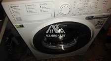 Установить отдельностоящую стиральную машину Hotpoint-Ariston в ванной комнате