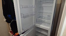 Перенавесить двери холодильника