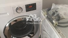 Установить на кухне отдельностоящую стиральную машину Weissgauff WM 4826 D