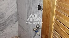 Установить на кухне отдельностоящую стиральную машину Электролюкс на готовые коммуникации вместо старой