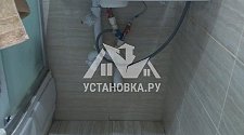 Установить в ванной комнате на готовые коммуникации отдельностоящую стиральную машину Индезит на Яузской аллеи